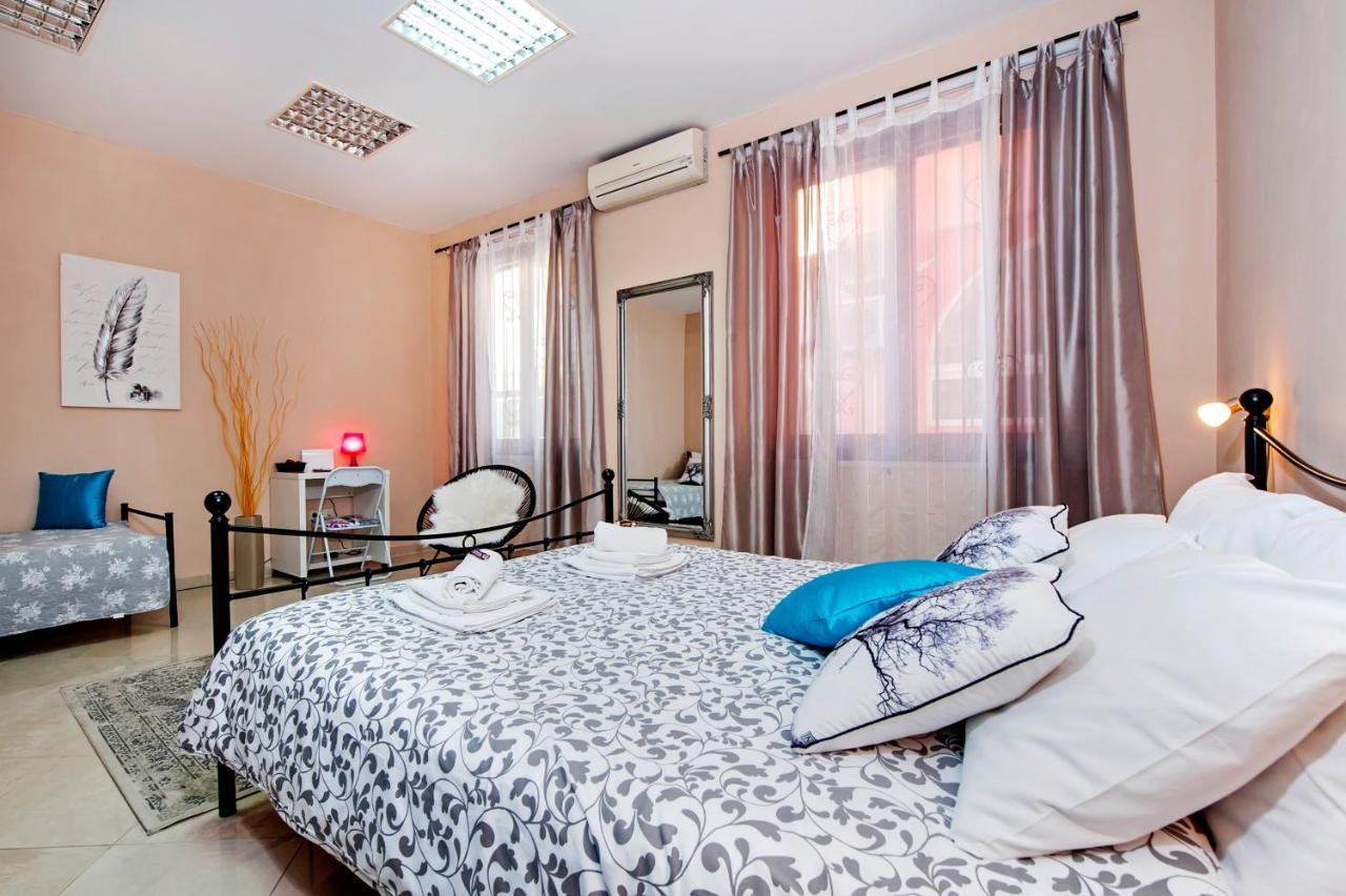 Rovinj City Apartment Bagian luar foto